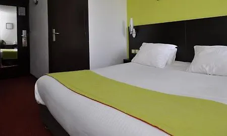 Kyriad Montlucon - Victor Otel 3*