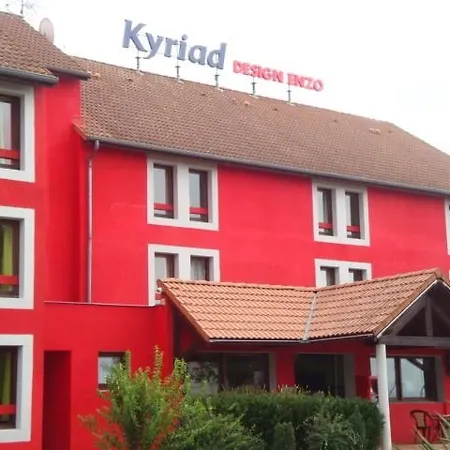 Kyriad Montluçon - Victor Hotel 3*