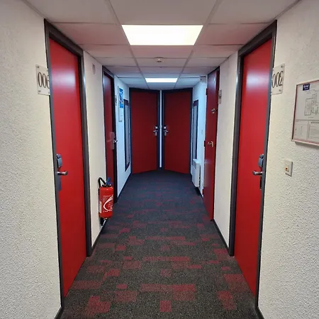 Hotel Kyriad Montluçon - Victor Saint-Victor-des-Oules