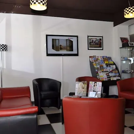 Kyriad Montluçon - Victor Saint-Victor-des-Oules