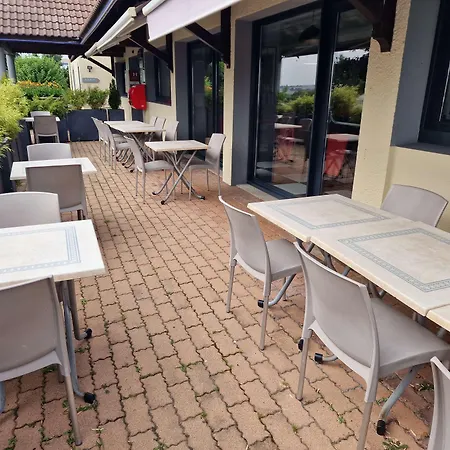 Kyriad Montluçon - Victor 3* Saint-Victor-des-Oules