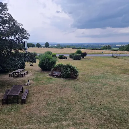 Kyriad Montluçon - Victor 3*