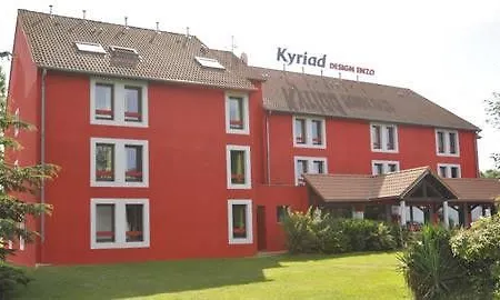 Kyriad Montlucon - Victor 3* Saint-Victor-des-Oules