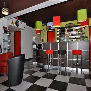 Kyriad Montluçon - Victor